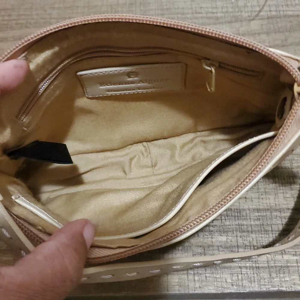 ETIENNE AIGNER Womens Genuine Soft Leather, Small Shoulder Purse Bag